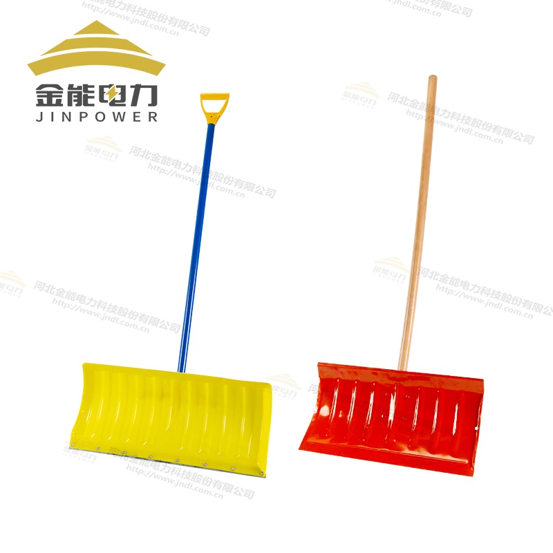 復合PE/鐵質雙材質推雪板加強筋設計